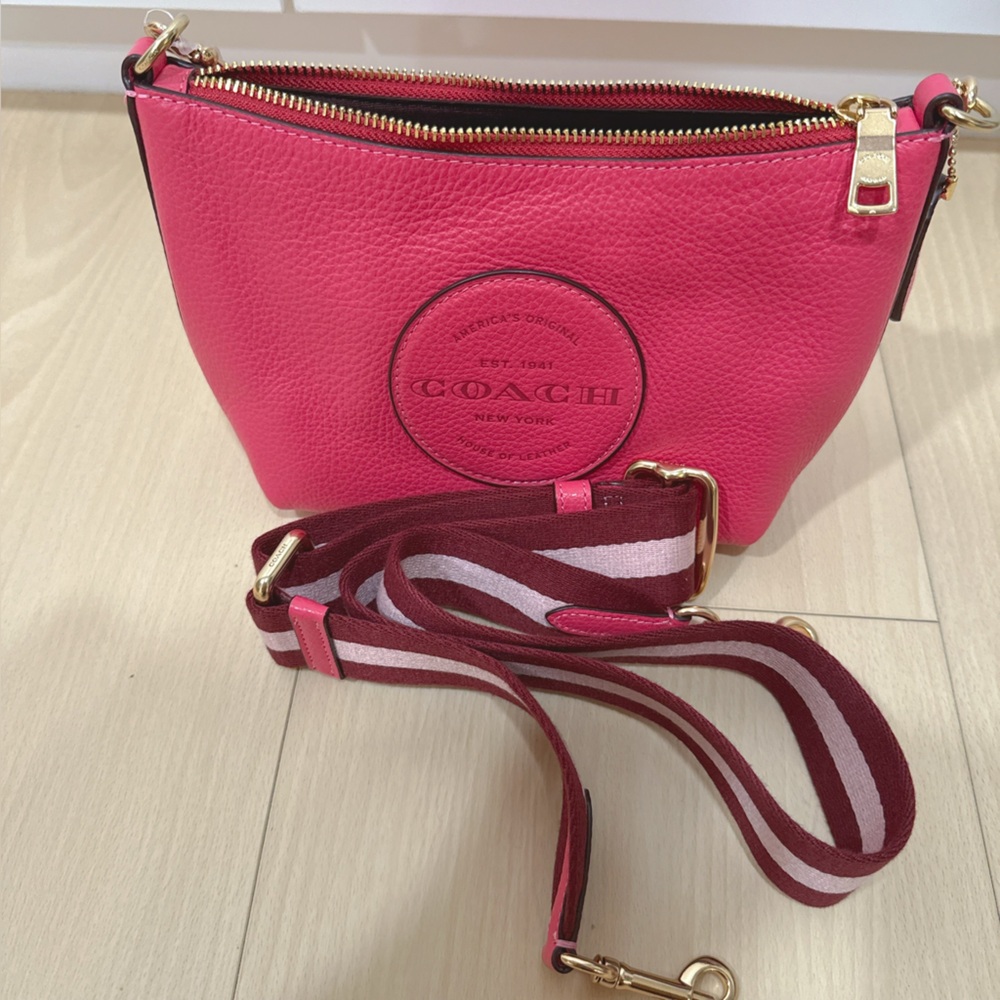 NWT COACH C2829 Dempsey Shoulder Bag With Patch